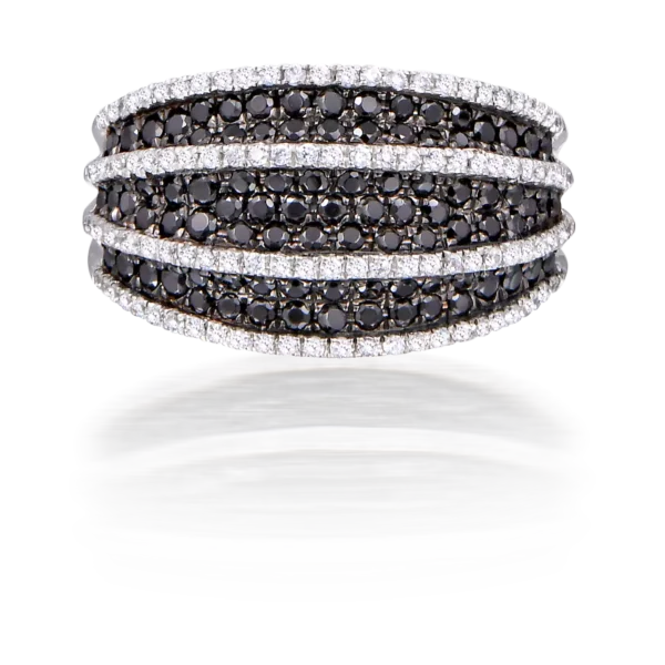 BLACK & WHITE RING