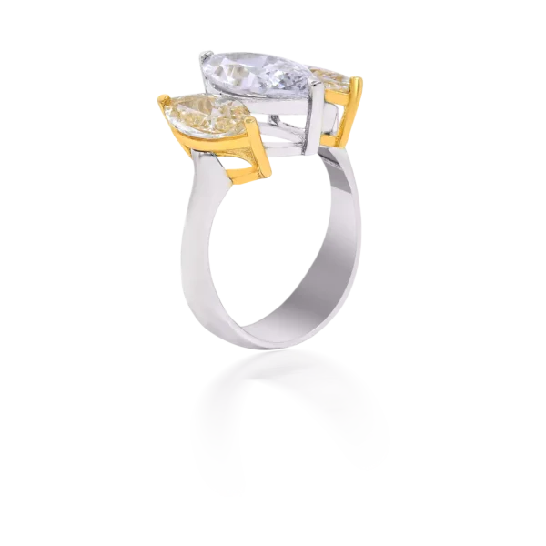THREE MARQUISE RING