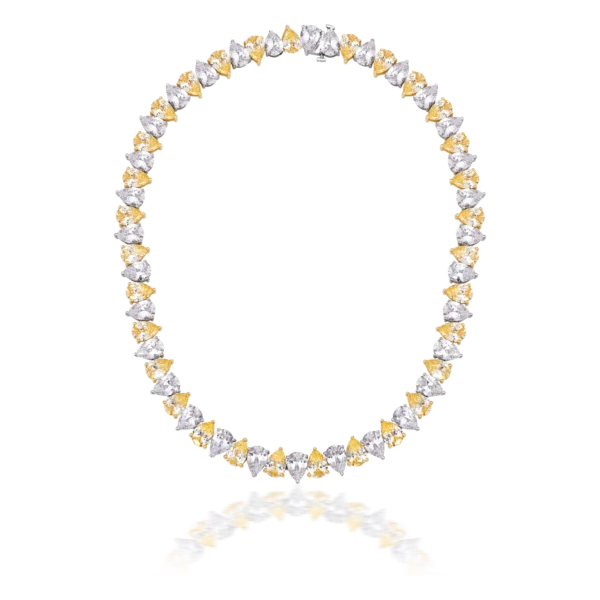 ENCHANTING PEARS NECKLACE