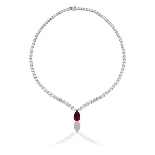 FROSTY NECKLACE