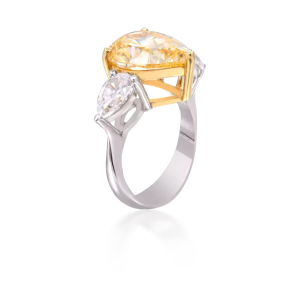THREE PEARS RING