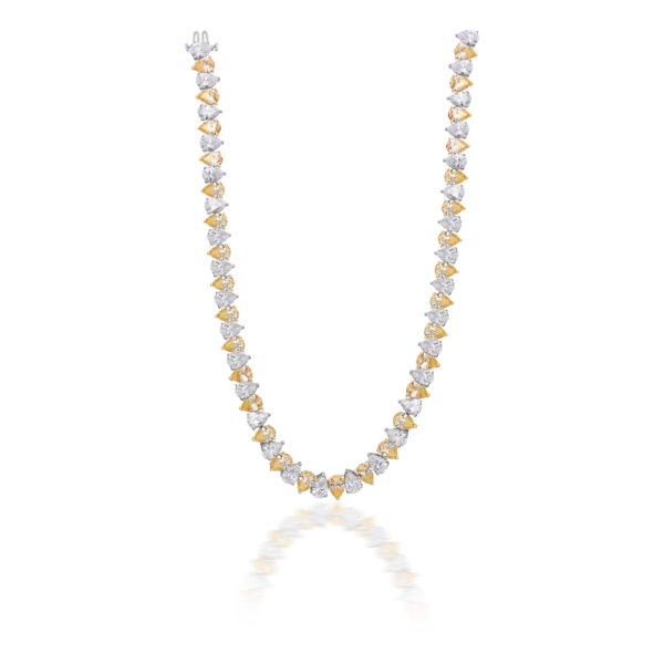 ENCHANTING PEARS NECKLACE