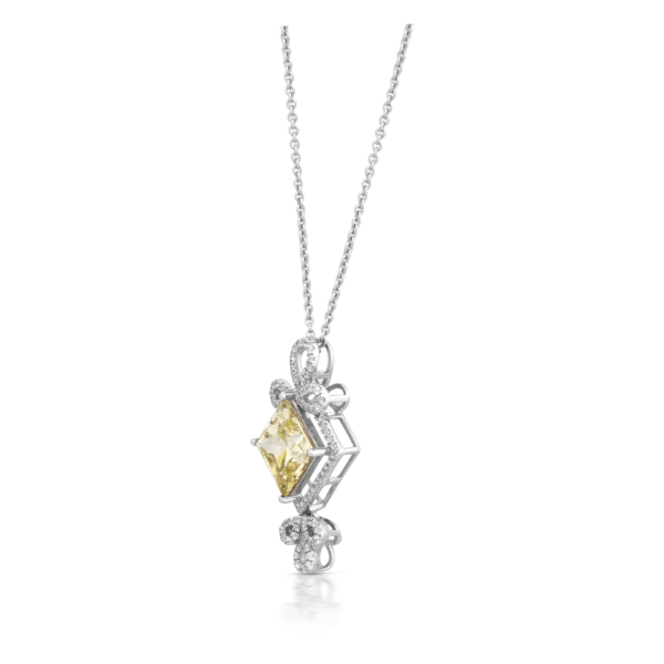 THE RADIANT DROP PENDANT