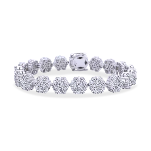 WHITE GLORIA NECKLACE