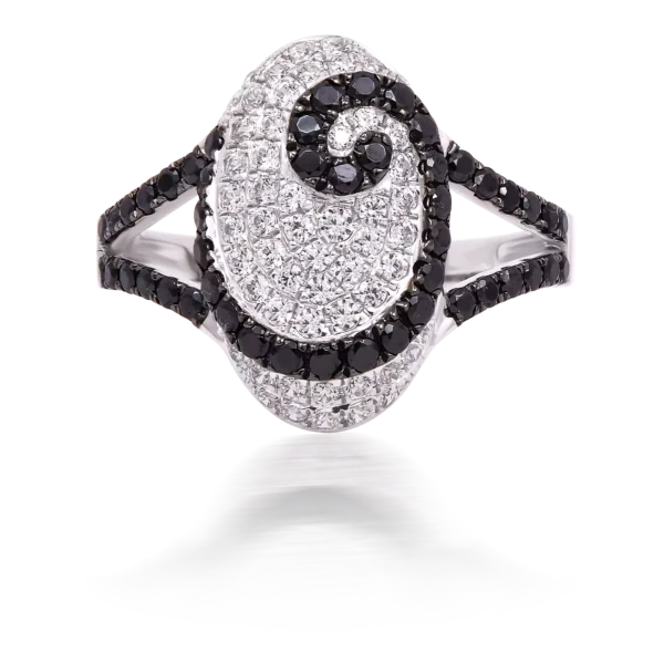 BLACK CURVE RING