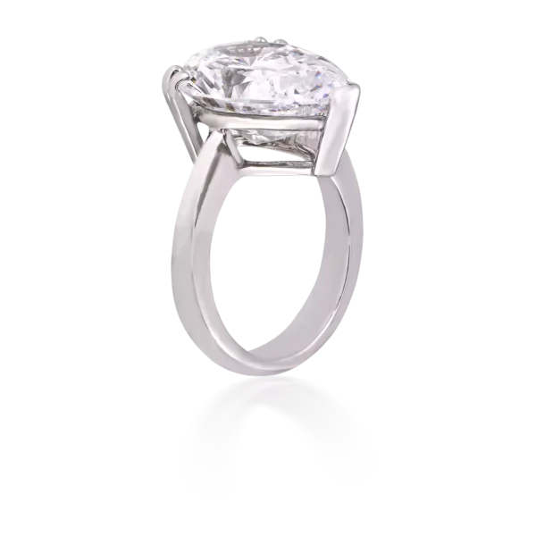 PURE WHITE DROP RING
